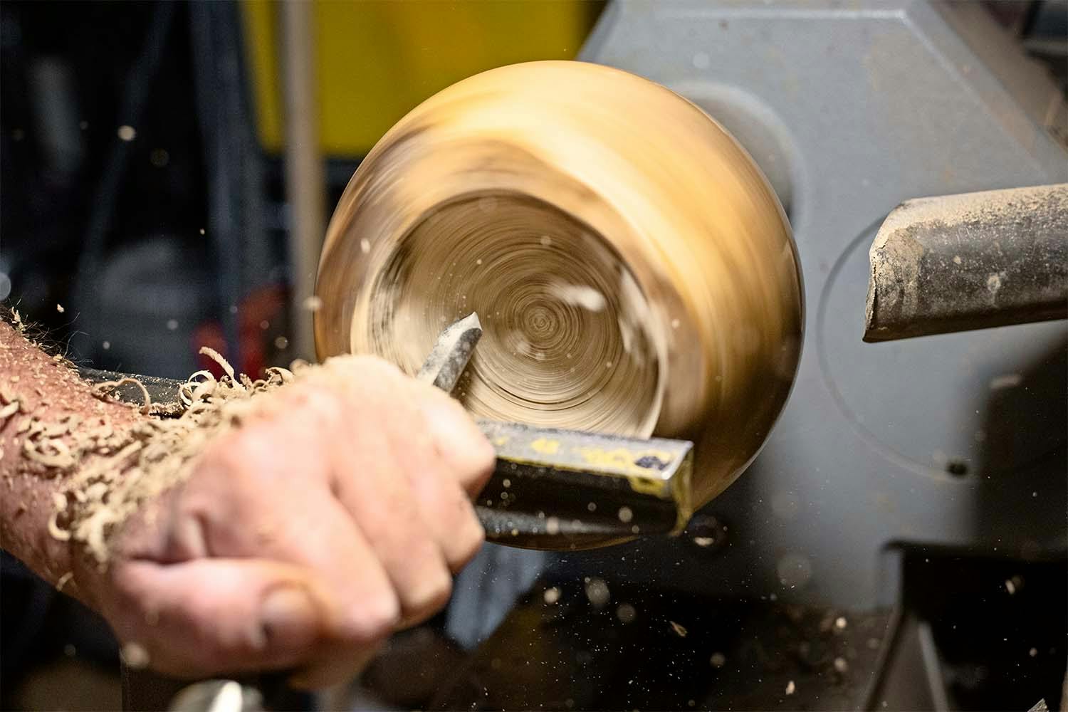 Dreie en skål Drei en skål med lokk